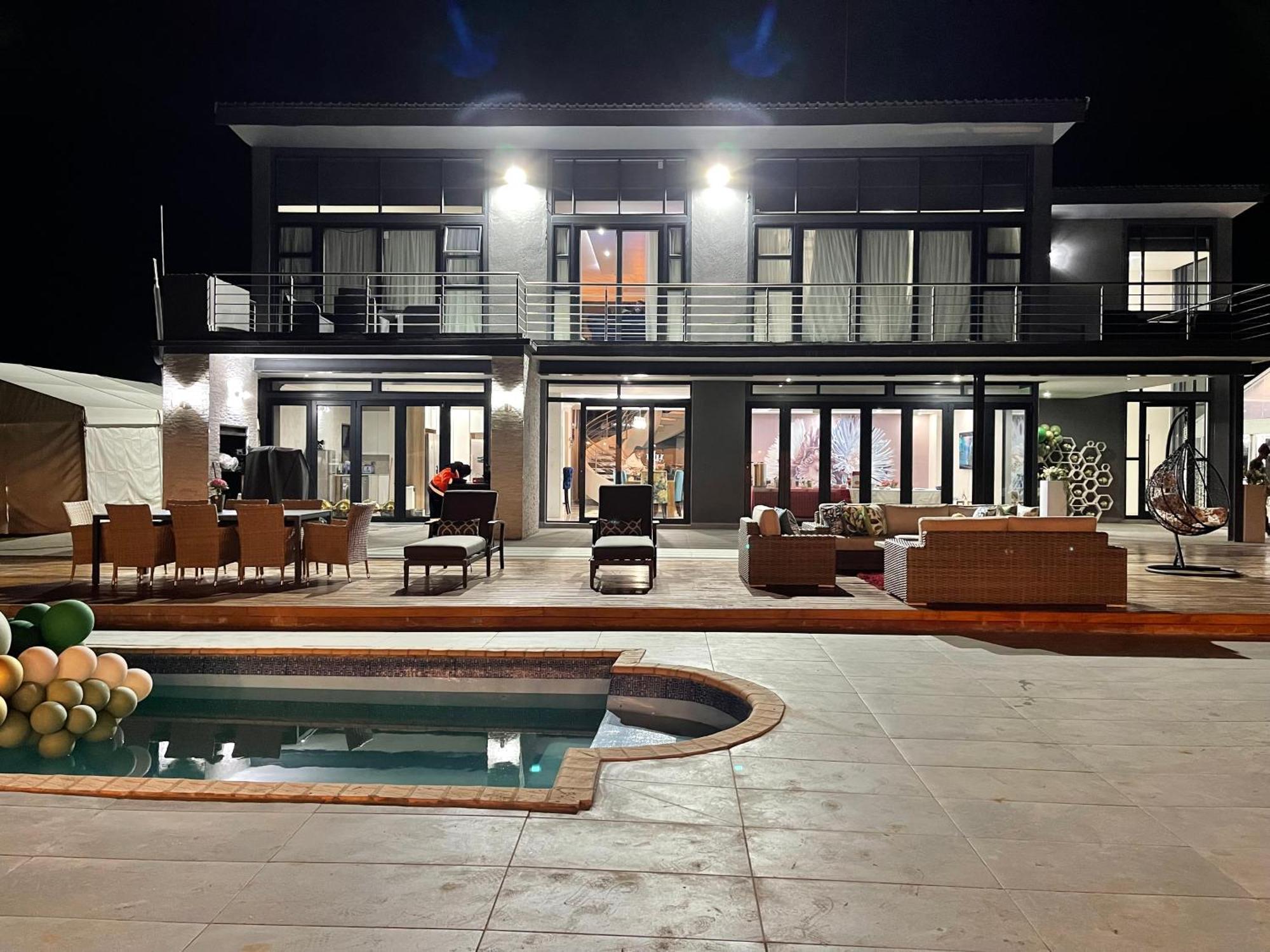 Champagne Manor Winterton Exterior foto